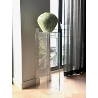 Glass Plinth