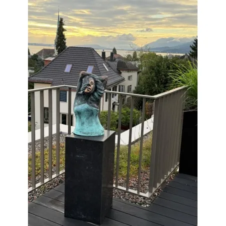 pedestal Belgian bluestone soft finish