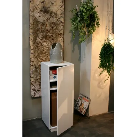 Granite pedestal